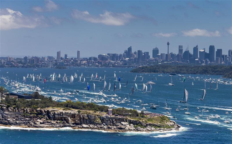 Rolex Sydney Hobart Gets Underway